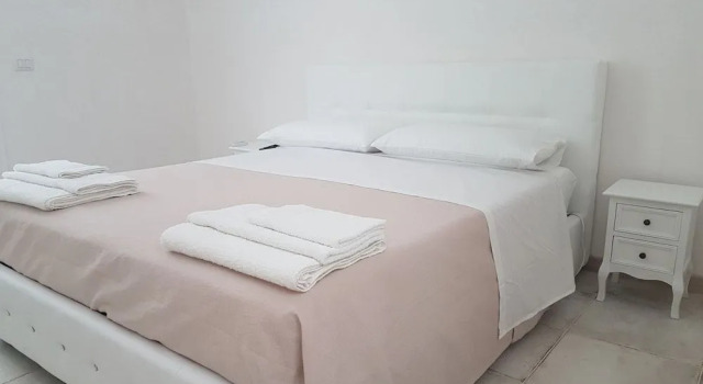 Lu Salentu White House, Book Hotel Hotels in Taviano with Parking, Parking