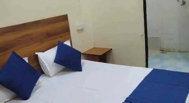 Ayodhya Cantt Palace & Restaurant, Забронировать Гостевой дом Гостевые дома Файзабада, Гостевой дом