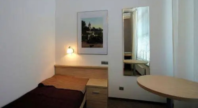 Platinium Centrum, Забронировать Отель Кжики 
