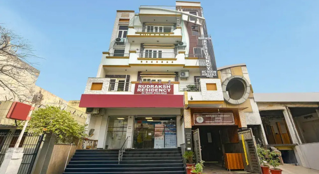Fabhotel Rudraksh Residency