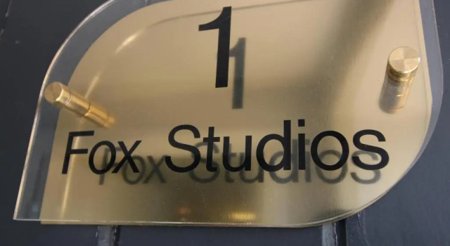 Апартаменты 1 Fox Studios