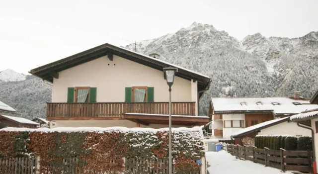 Коттедж Apartments- und Ferienhaus Anton