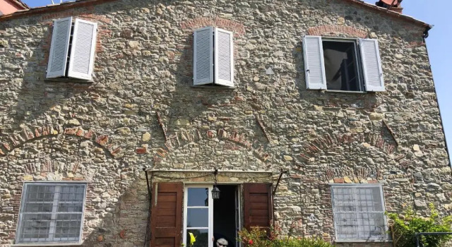 2 bedrooms appartement with sea view shared pool and enclosed garden at Borghetto melara 6 km away from the beach