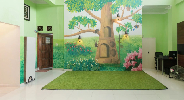 OstiC House, Book Hotel Billige hoteller i Timuran