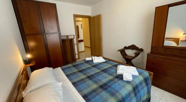 Апартаменты Cozy apartment with private parking on Domaso's lakeside - Larihome A09