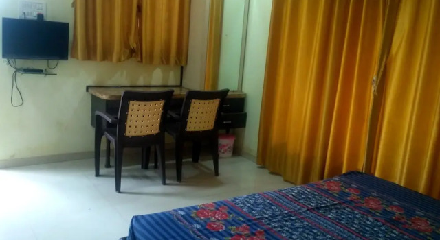 Hotel Om Sai Chattra Icon Residency