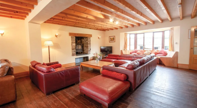 Коттедж The Lake House Retreat - 7 Bedroom