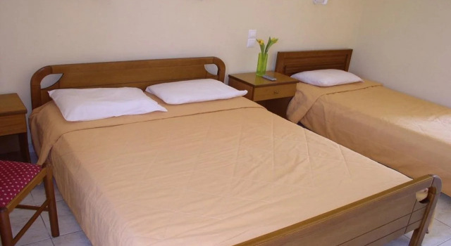 Pythos Studios and Apartments