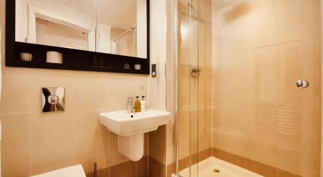 Апартаменты Deluxe Deluxe City Apt, River Canal View& Free Parking!