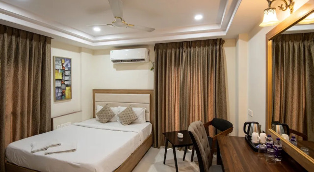 Номер Deluxe M Square Hotel