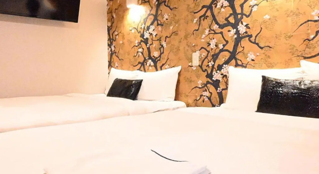 Четырёхместный номер Deluxe Art Inn Namba