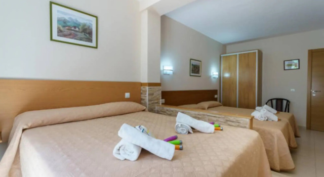 Hostal Costabella - Double Room Standard Rate