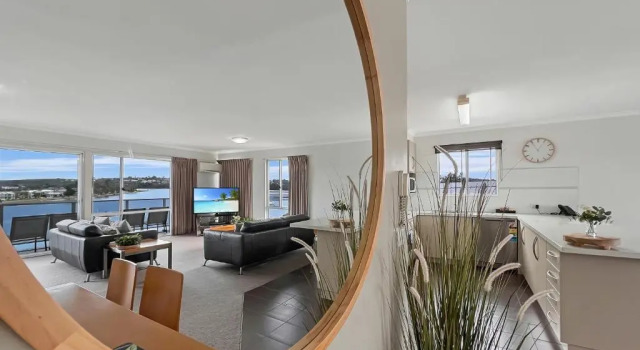 Апартаменты с 2 комнатами с видом на озеро Albacore Apartments