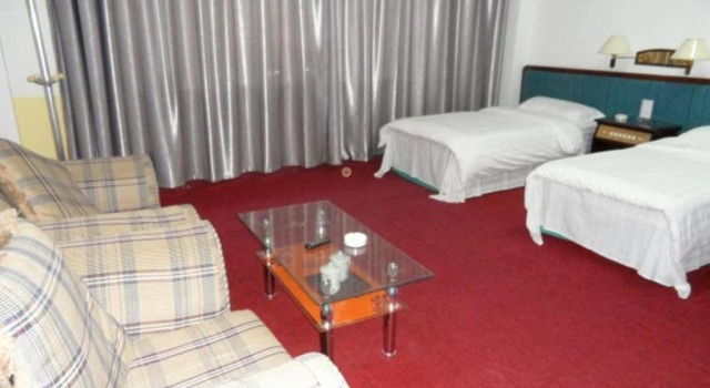 Changbai Mountain Jililai Hotel, Prenota Hotel Hotel a Yanbian con parcheggio, Parcheggio