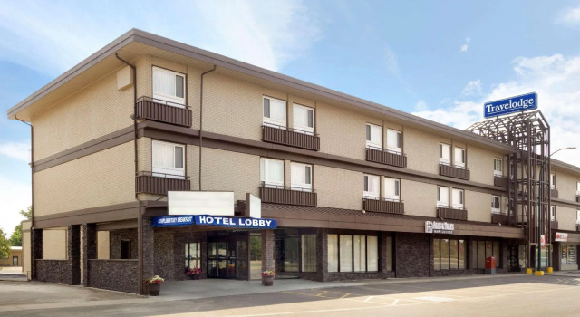 Двухместный номер Standard Travelodge by Wyndham Lethbridge