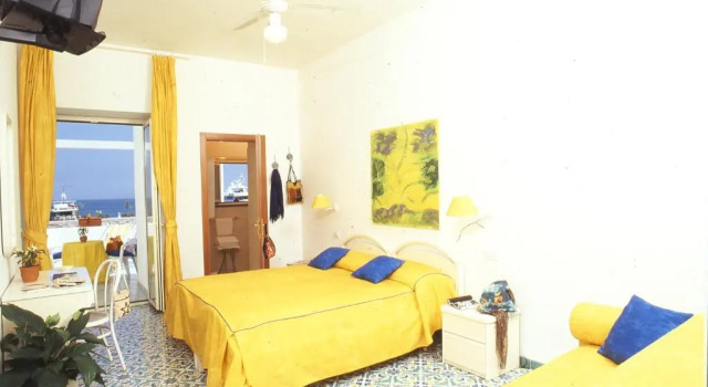 Трёхместный номер Standard Hotel La Sirenella