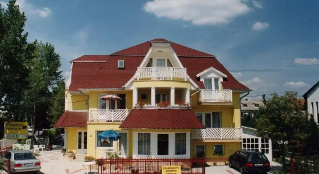 Barbara Wellness Pension, Prenota Hotel Hotel a Western Transdanubia con piscina, Piscina