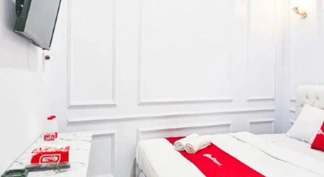 RedDoorz at Villa Rose Brebes, Prenota Villa Sitanggal Central Java
