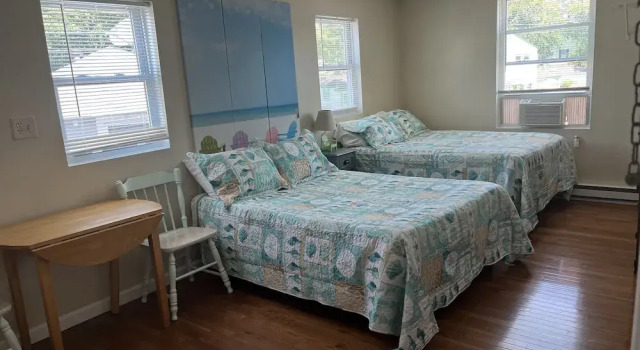 Четырёхместный номер Standard Pine View Lodge Old Orchard Beach