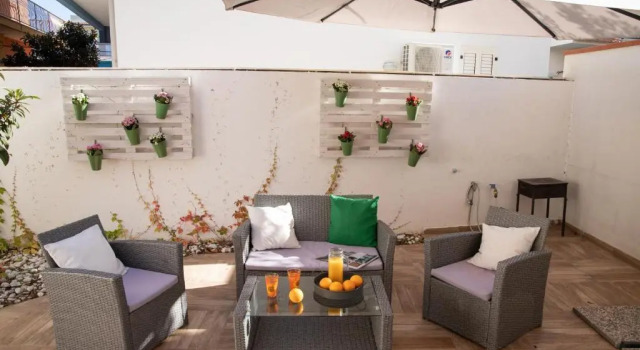 Sofia Apartment, Book Apartment Hotels in Sicily with Parking, Parking