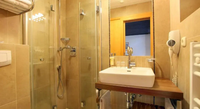 Семейный люкс с балконом Alpenhotel Landhaus Küchl