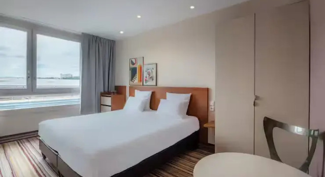 Номер Standard Отель Spark by Hilton Lyon Ouest