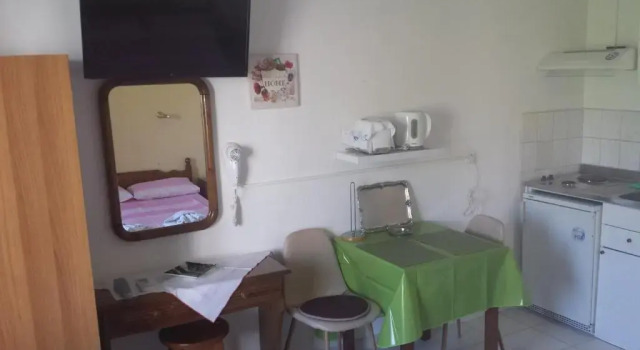 Студия Eva Apartments