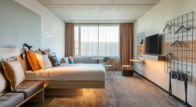 Номер Standard Moxy Antwerp