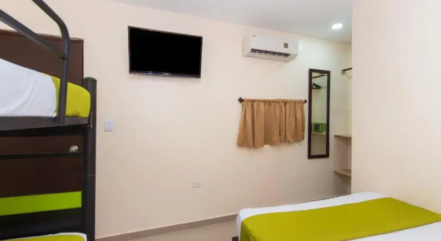 Четырёхместный номер Standard Hotel Azuan Suites By Geh Suites