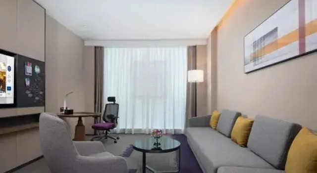 Четырёхместный семейный люкс Hampton by Hilton Qianjiang