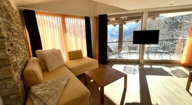 Вилла Waldhotel Fletschhorn Private Whole Hotel in Saas-Fee 360 Alpine Views & Sauna