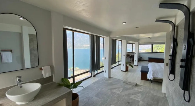Номер Luxury Monaco