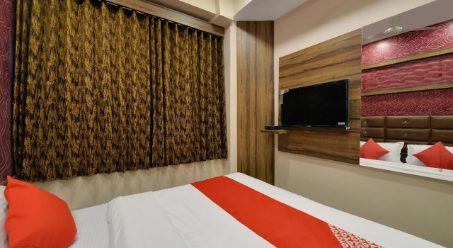 OYO 29167 Hotel Dream Palace