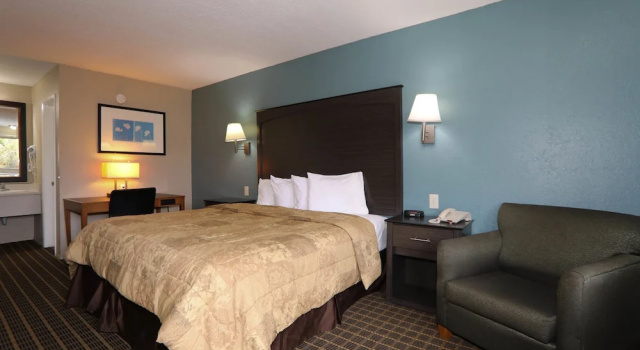Двухместный номер Standard Red Roof Inn Panama City Beach