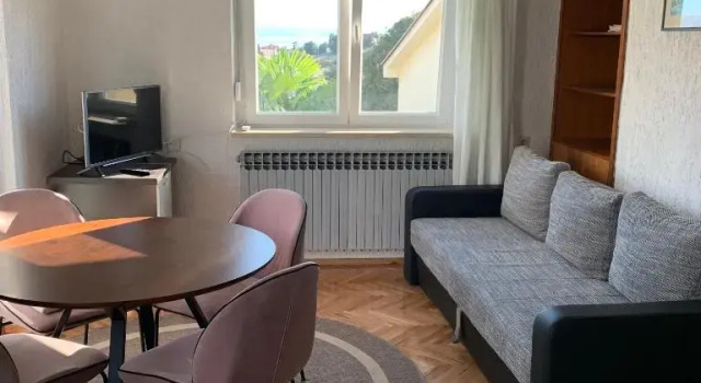 Apartment Lucija, Забронировать Апартаменты/квартира Отели Приморско-Горанской жупания с парковкой, Парковка