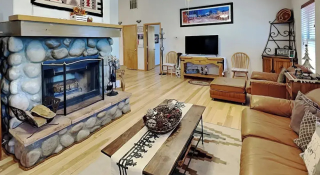 East Mountain View by Ruidoso Vacation Rentals, Varaa Lomakoti Ruidoso New Mexico