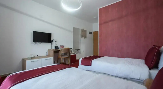 Двухместный номер Standard с балконом Austrian Palace Hotel