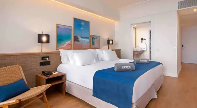 Двухместный номер Standard с видом на бассейн Barceló Lanzarote Active Resort