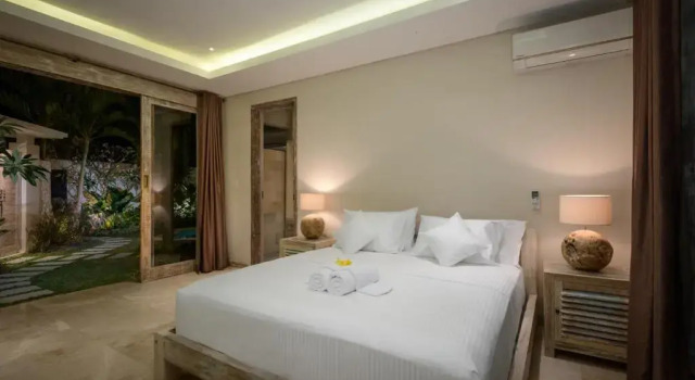 Вилла с 2 комнатами Adinda Balangan Beach Villa