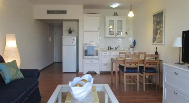 Апартаменты с видом на море Nomi Suites Marina Herzelia