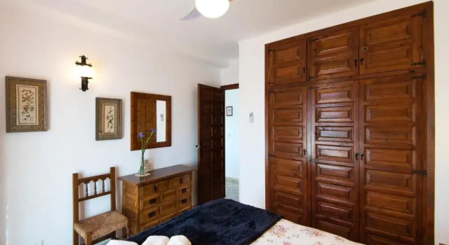 Casa con bellas vistas sobre la bahía de Nerja, Prenota Hotel Hotel a Axarquía con parcheggio, Parcheggio