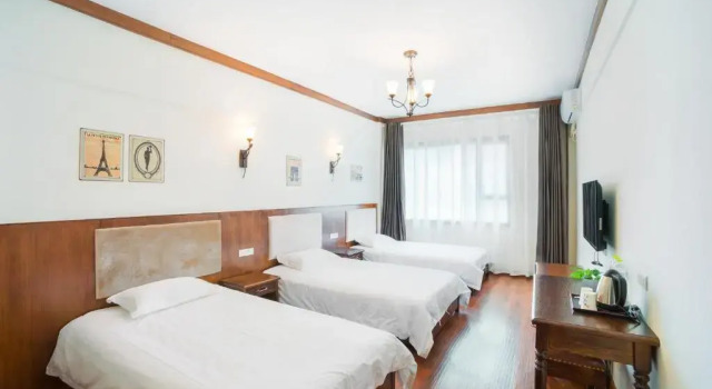 Трёхместный номер Standard Memory Inn Guilin Central