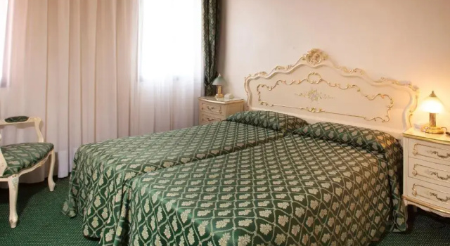 Двухместный номер Standard Hotel Commercio & Pellegrino