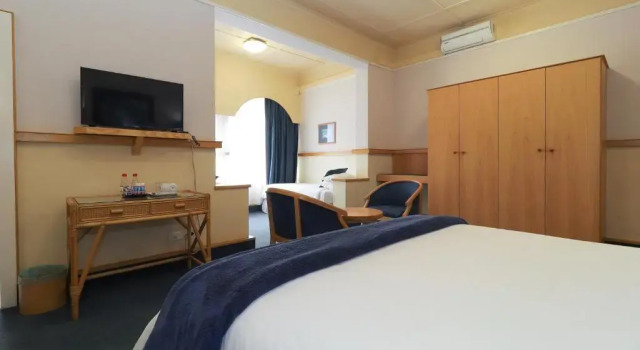 Семейный полулюкс The Humewood Hotel