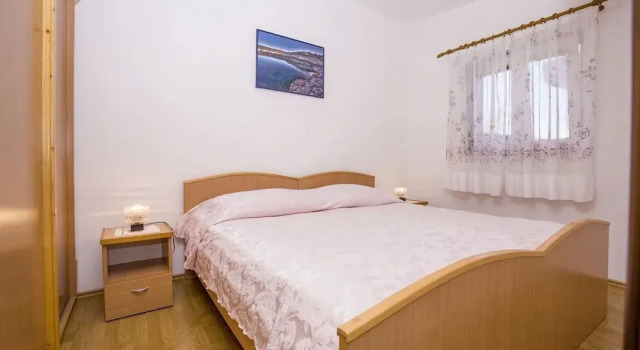 Apartment Emma Skatari