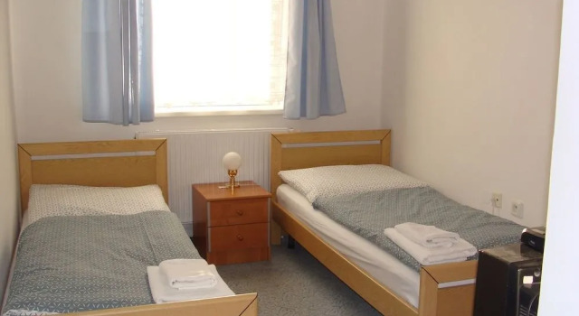 Hotel Lipnice, Rezerwuj Hotel Hotele w Central Bohemia z parkingiem, Parking