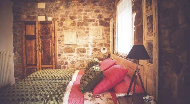 Коттедж с 5 комнатами Casa Rural El Floreu de Remis