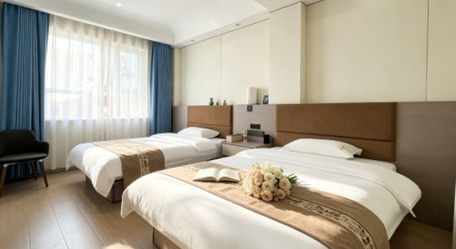 Люкс Luxury Dunhuang Kaile Peak Modern City Design Homestay (Dunhuang Night Market Branch