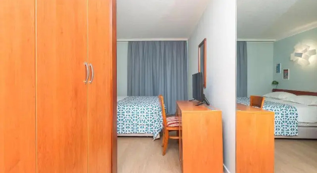 Семейный номер Standard с балконом и с видом на сад Amadria Park Beach Hotel Niko