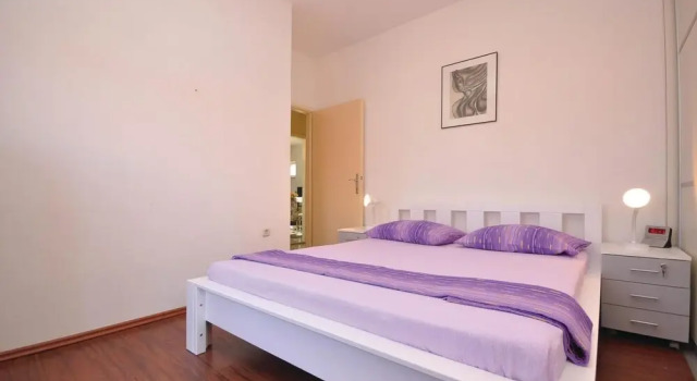 Amazing Apartment in Supetar With 3 Bedrooms and Wifi, Prenota Appartamento San Pietro di Brazza 
